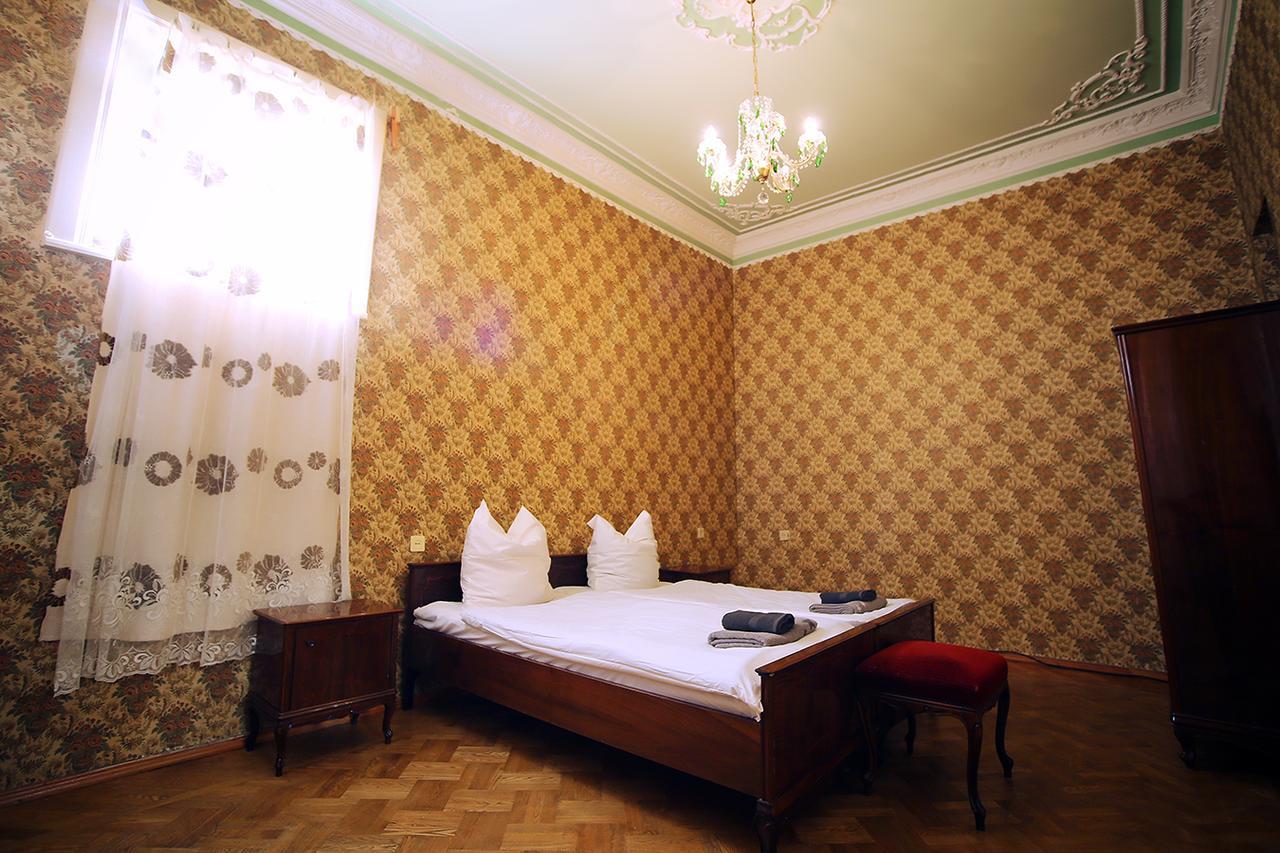 Guest House Old Kutaissi Exterior foto