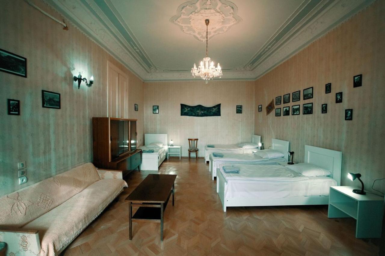 Guest House Old Kutaissi Exterior foto