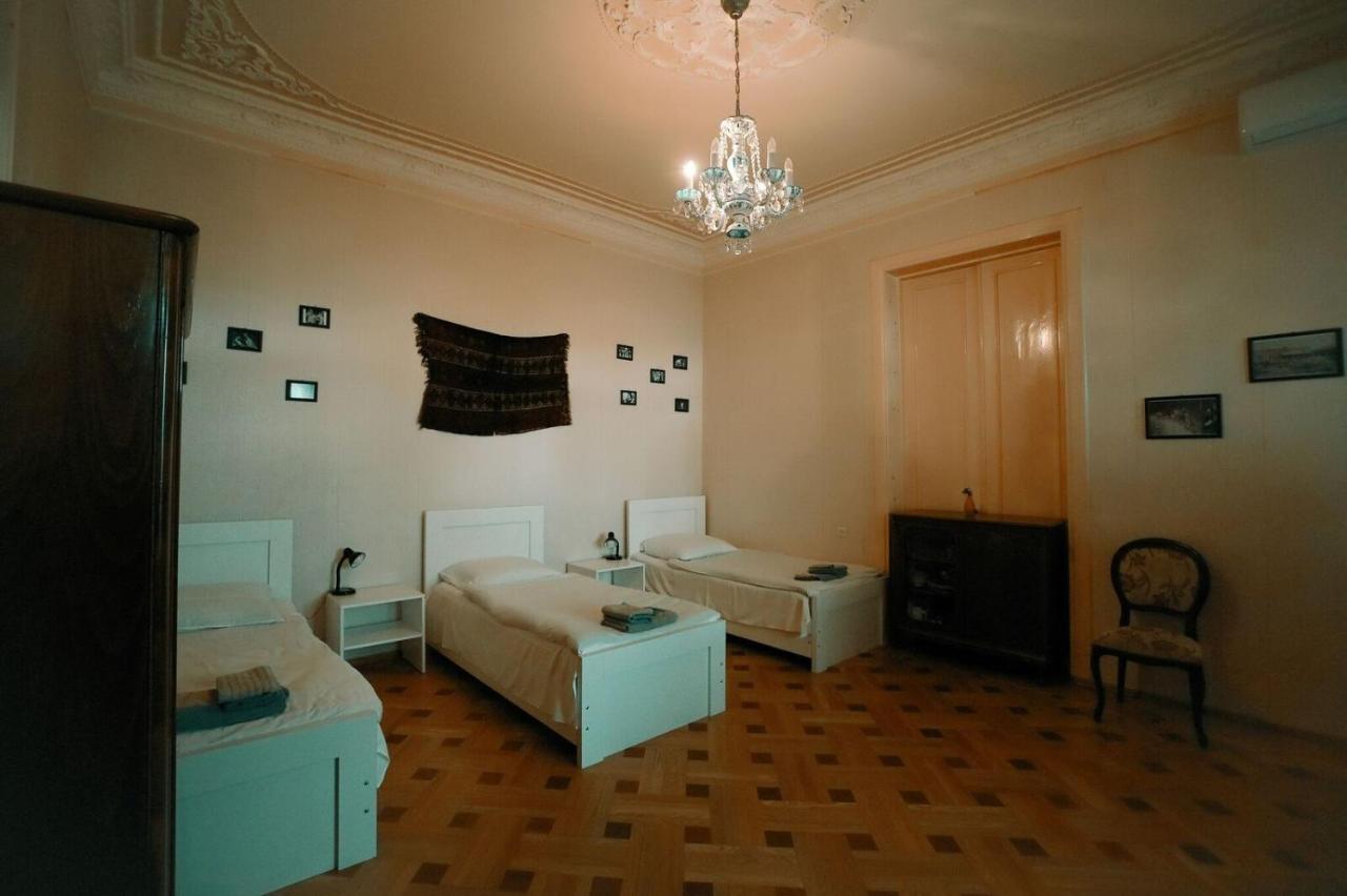 Guest House Old Kutaissi Exterior foto