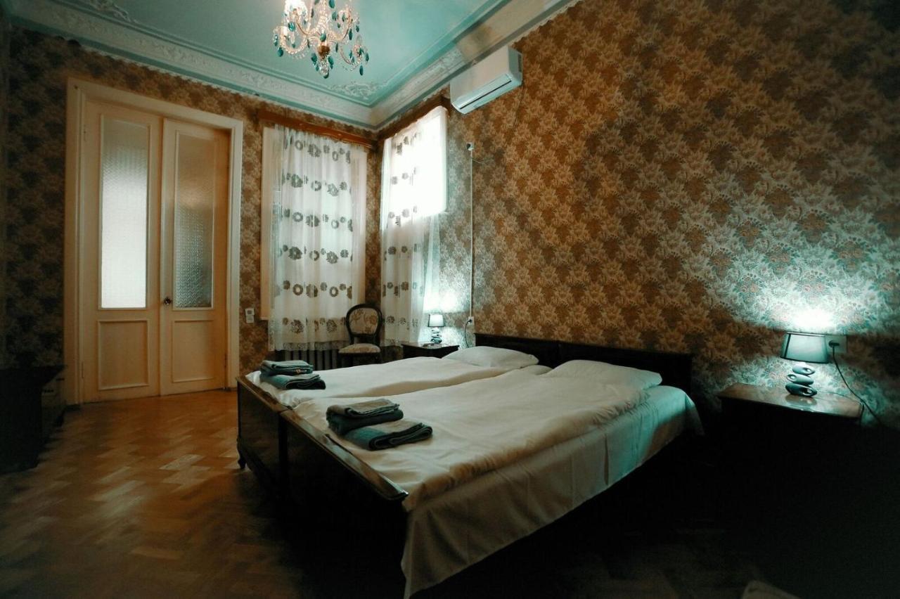 Guest House Old Kutaissi Exterior foto